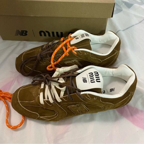 Cinnamon Suede New Balance X Miu Miu 530 Sl Sneakers - Picture 5 of 7